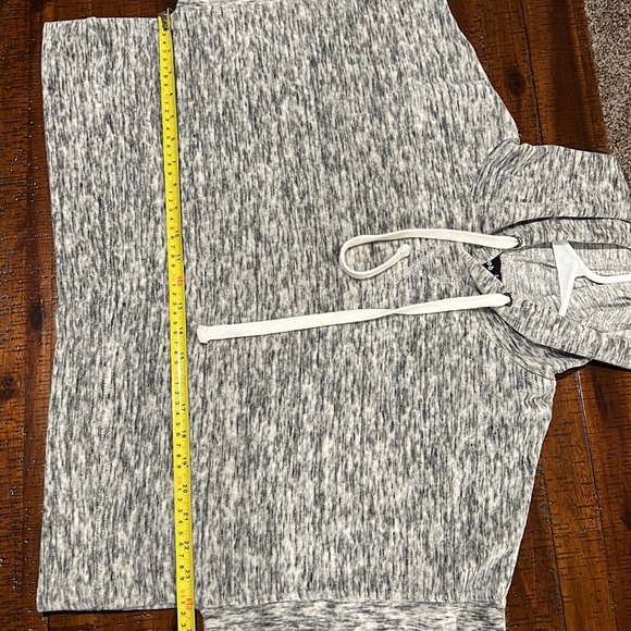 MONO B WOMEN  GRAY WIDE SLEEVE HOODIE S/M - Picture 7 of 8